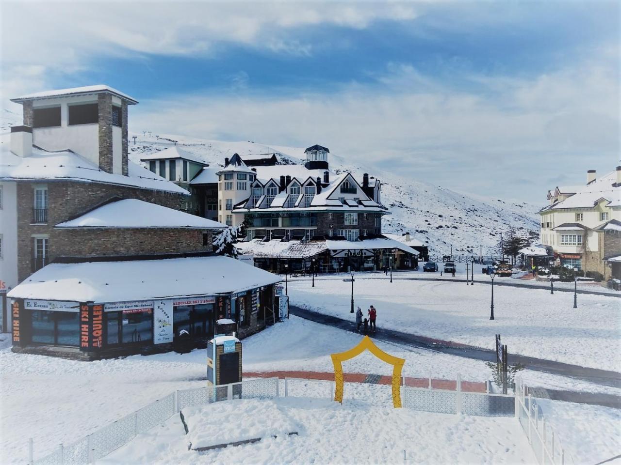 Todosierranevada Zona Baja - Apartamentos De 4 Dormitorios - Junto A Los Telecabinas 塞拉内华达 外观 照片